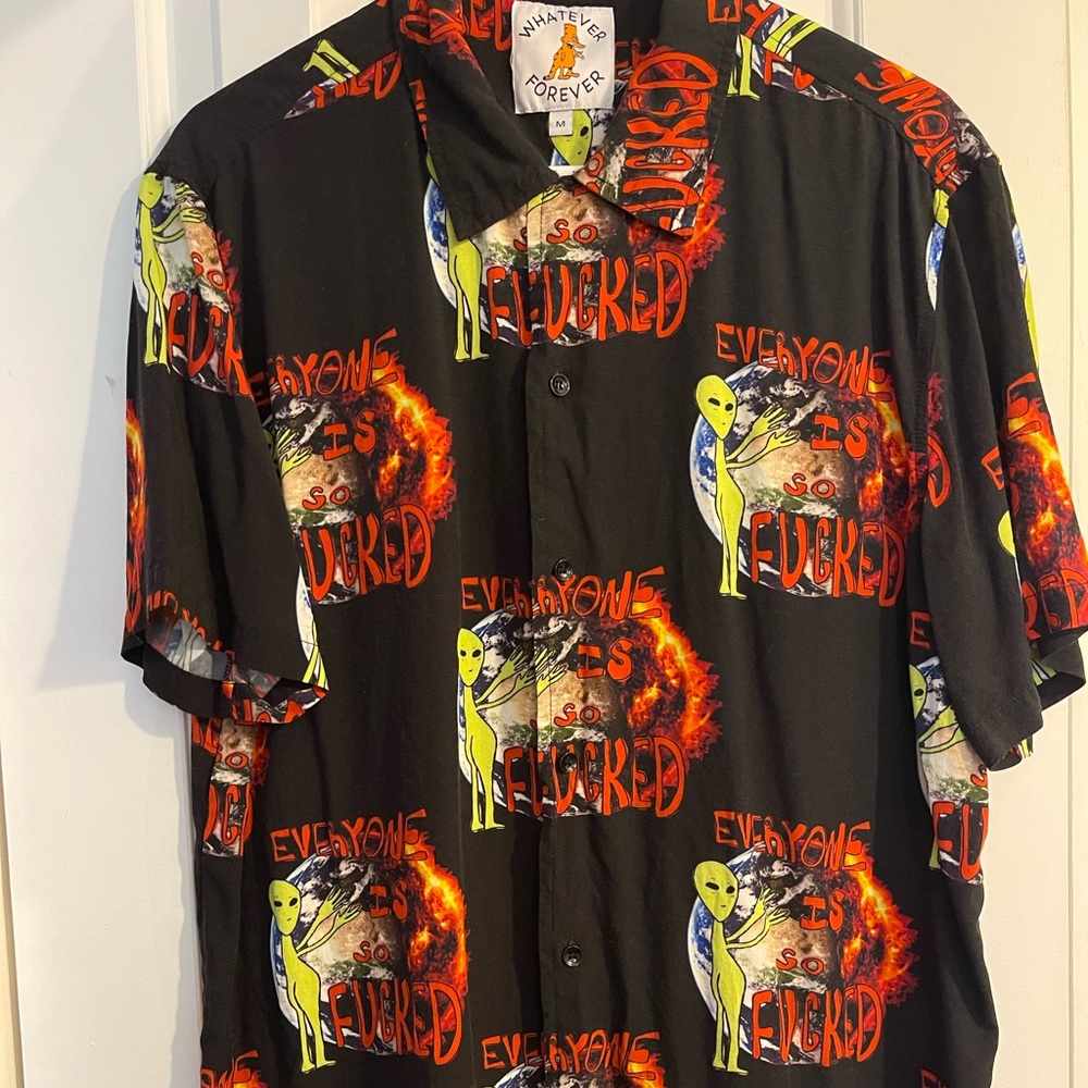 Gz1 Whatever Forever Button down size M